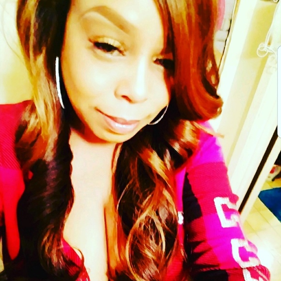 Meet your Posher, Myisha - Picture 1 of 1